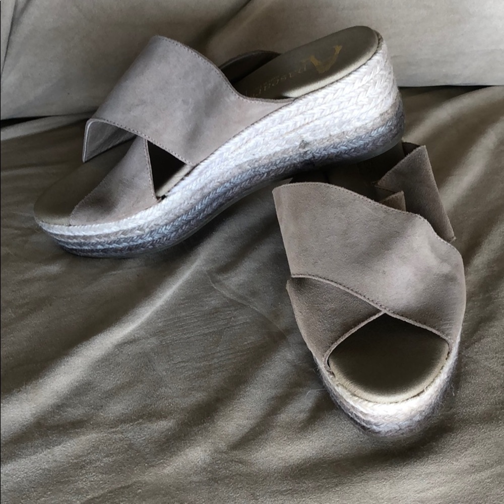 Suede Ombré espadrille wedges